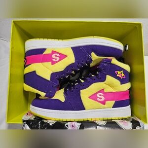 BRAND NEW Sukamii The Star Bears Shoes Sz 11